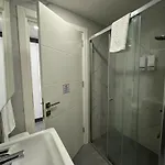 Courtyard דירה *