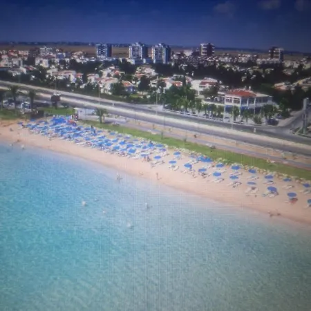 Апартаменты Courtyard