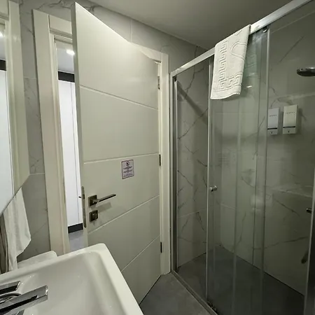 Courtyard Апартаменты *